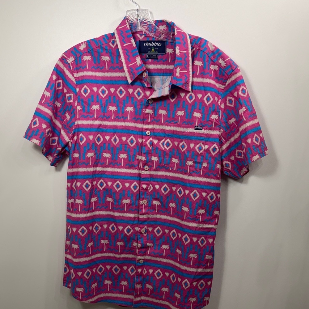 Chubbies Men’s Button down Palm Tree print pink blue regular fit shirt large.